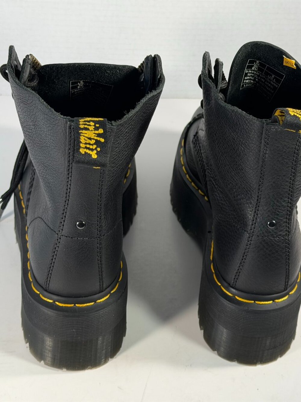 Women's Size 8 Dr Martens Sinclair Boots - Picture 12 of 16